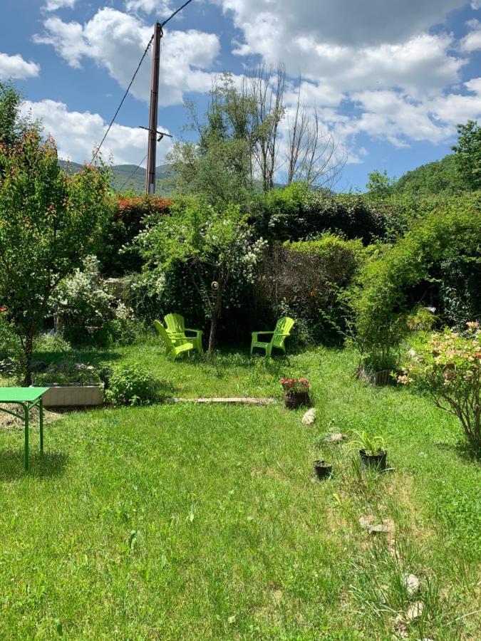 La Moutiere Maison De Vacances Castellane Exterior photo